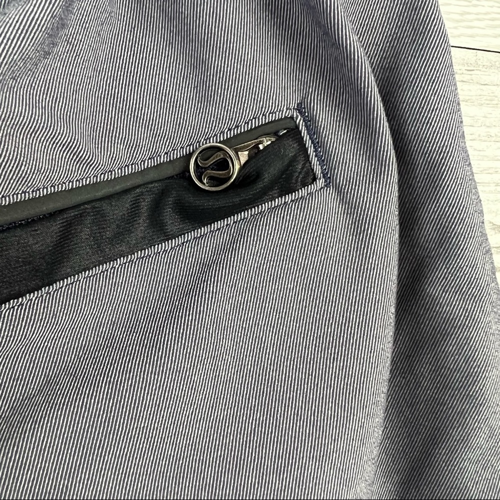 🧧SOLD🧧Lululemon Varsity Shorts Earl Grey Black Active Run Drawstring Pockets - Picture 9 of 9